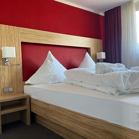 Hotel Ziegenkrug - Pritzwalk Bagian luar foto